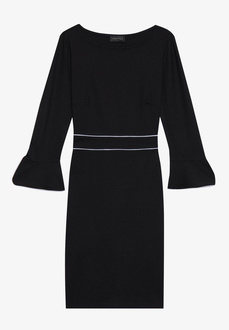 Robe noire à la silhouette ajustée, avec des manches cloches et des finitions blanches à la taille. Confectionnée en tissu doux, elle possède un col rond.