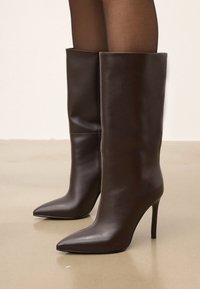 MARBELLA - Bottes à talons hauts - brown
