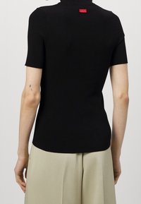 HUGO T-shirts basic - black