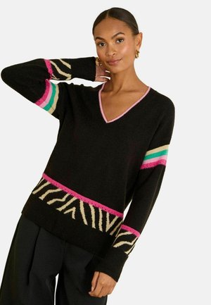 PETITE FIT - V-NECK COSY - Strickpullover - black rainbow animal stripe