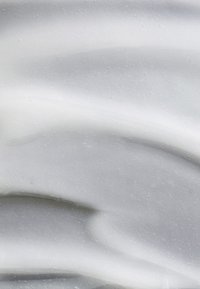 Wit semi-translucent materiaal met gladde, vloeiende texturen en subtiele variaties. Zachte glans met fijne luchtbellen en een glanzende afwerking.