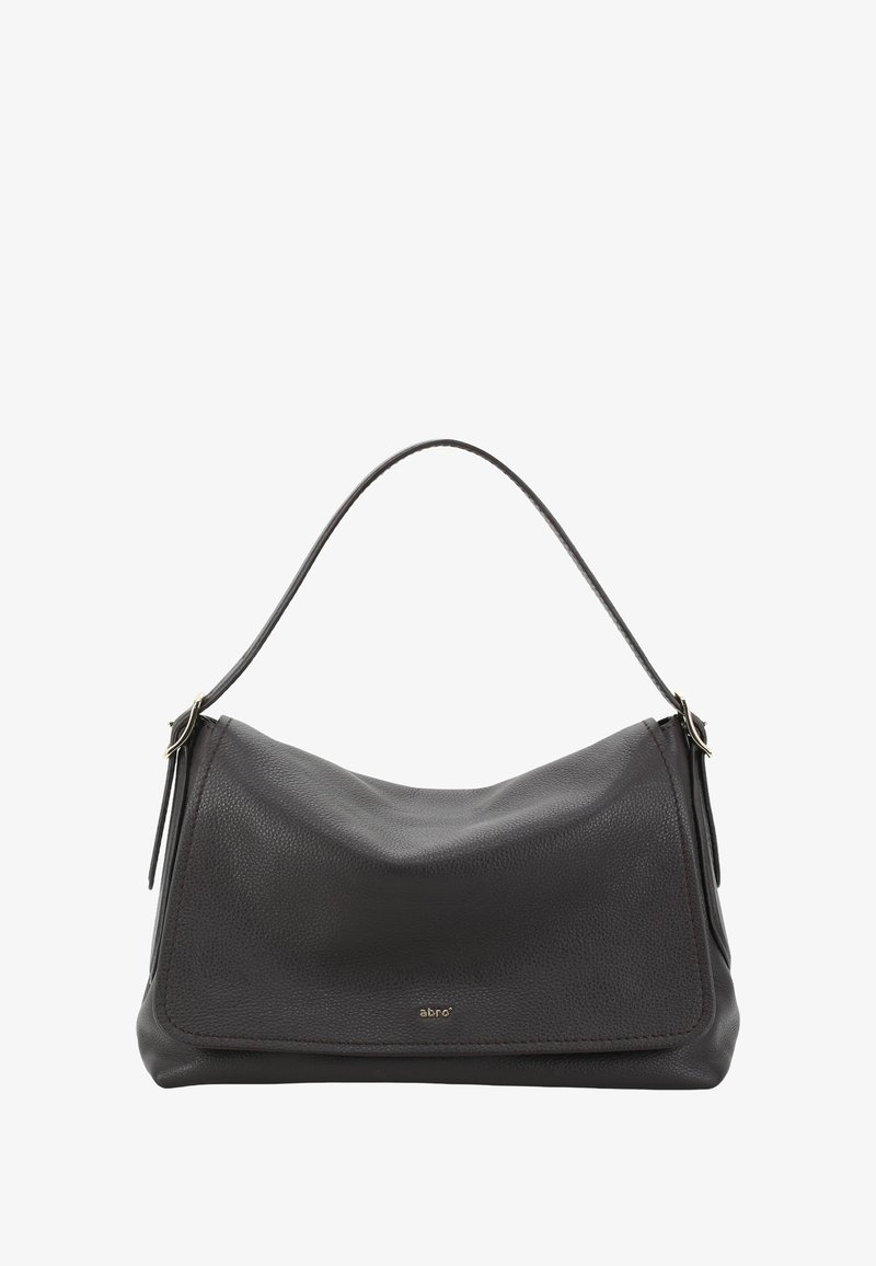 Donkergrijze leren handtas met een gebogen vorm, korte schouderband en subtiele logodetail aan de voorkant. Glad textuur met minimale hardware.