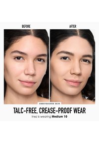 Base libre de talco presentada en una comparación de antes y después, resaltando la textura suave de la piel y un color uniforme. El modelo tiene un tono de piel medio, sin retoques.