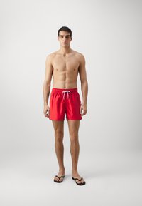 GANT LIGHTWEIGHT SWIM  - Plaukimo šortai - bright red
