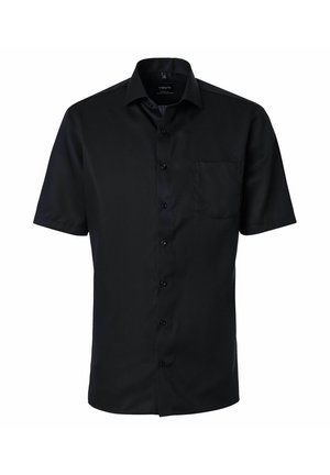 Sort kortærmet skjorte med knapper, med venstre brystlomme og klassisk krave, vist på en hvid baggrund.