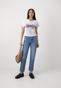 Liu Jo Jeans MODA - T-shirt con stampa - pink bloss