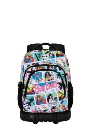 Mochila con un collage colorido de gráficos de Barbie sobre un fondo claro, con acentos en negro y una base texturizada para mayor estabilidad.
