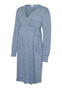 Niebieska, długorękawowa sukienka kopertowa z dekoltem w serek, wiązaniem w talii i teksturowaną tkaniną. Charakteryzuje się melanżowym wzorem i luźnym krojem dla wygody.