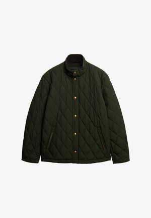 Mørkegrøn quilted jakke med stående krave, messingtryklåse og to lynlåslommer foran.