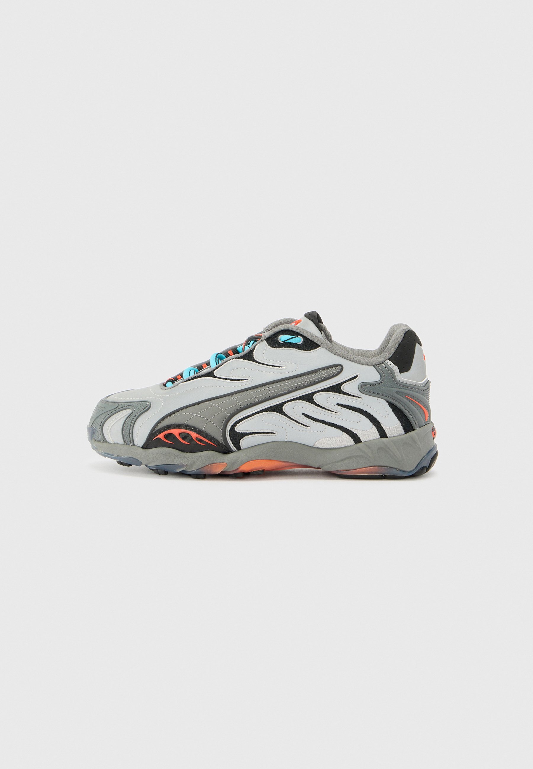 【PUMA】Inhale A$AP Rocky Reflective★405383-01★Silver PUMA Puma X A$AP Rocky Inhale Reflective szary (405383 01)