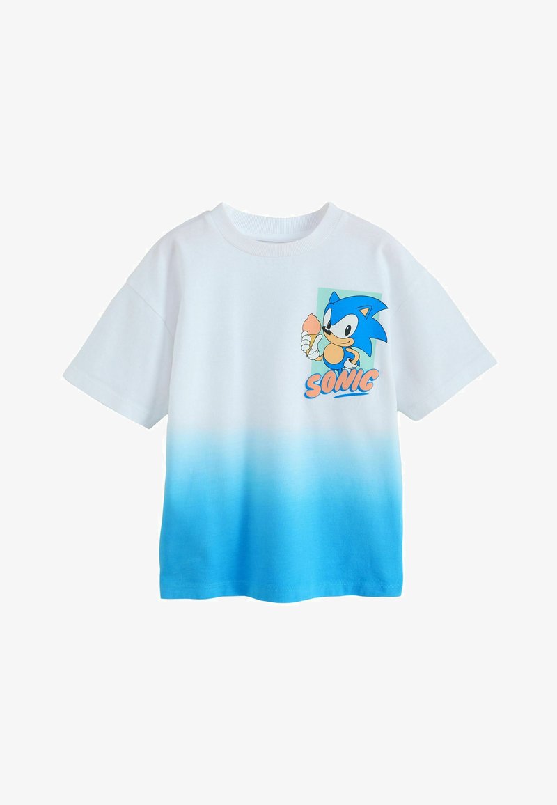 T-shirt à manches courtes avec un dégradé blanc et bleu, avec Sonic le Hérisson tenant un cornet de glace et le texte "Sonic" sur la poitrine.