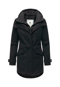 Svart, mellanhängig kappa med mjuk textur, dragkedjestängning, tryckknappar, två framfickor och fleecefodrad huva. Har ett märke inuti.