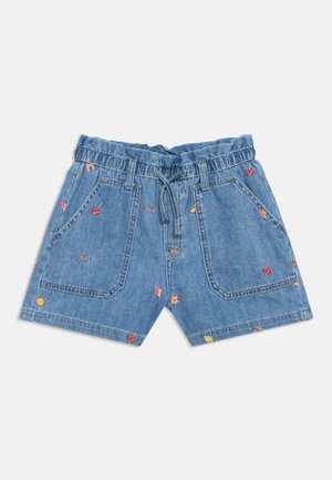 Μπλε τζιν σορτς με ελαστική μέση και κορδόνι, μπροστινές τσέπες και μικρά πολύχρωμα κεντήματα με σχέδια φρούτων και καλοκαιρινών συμβόλων.