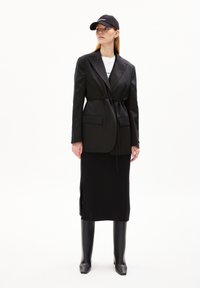 ARMEDANGELS ORIANA - Cappotto corto - black