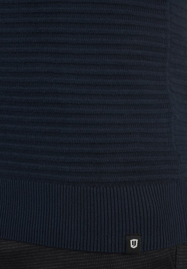 IDArctic - Cardigan4