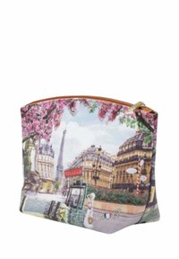 Borsetta con una scena di Parigi che presenta la Torre Eiffel, colori pastello, dettagli floreali e una texture sintetica liscia con chiusura a zip.