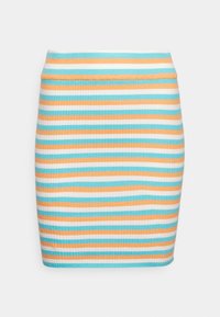 Gonna a coste con strisce orizzontali arancioni, azzurre e bianche. Materiale elastico con un design aderente e una vita a media altezza.