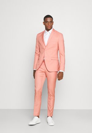 THE FASHION SUIT NOTCH - Puku - coral