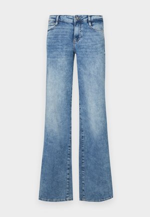 Jeans a zampa d'elefante blu chiaro realizzati in denim. Presentano una chiusura con bottone, cinque tasche e dettagli sbiaditi per un aspetto usurato.