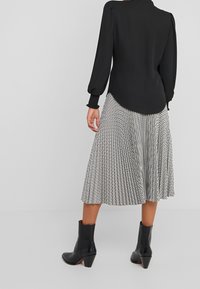 Lauren Ralph Lauren Áčková sukně - brown
