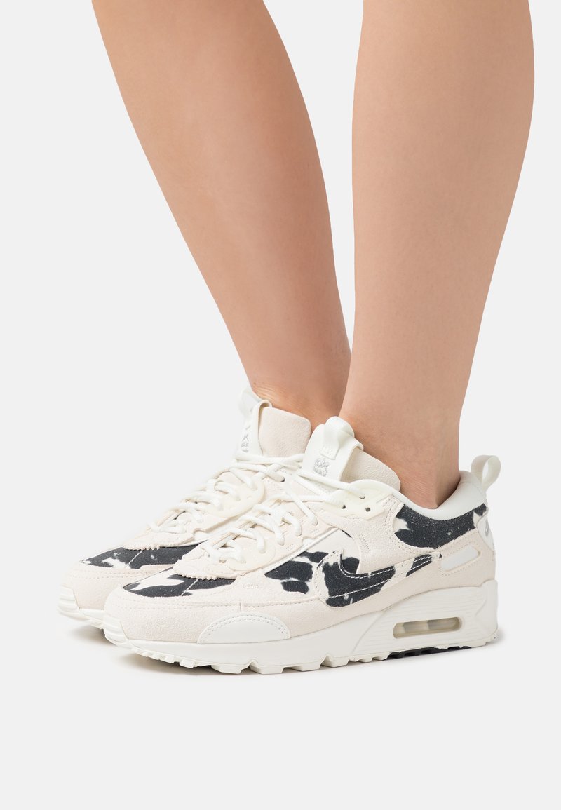 Nike Sportswear AIR MAX 90 FUTURA - Tossud - sail/black/chrome