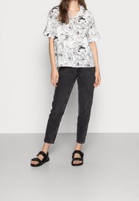 BDG Urban Outfitters Jeans Tapered Fit - black