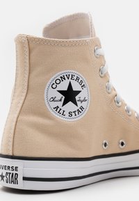 Converse CHUCK TAYLOR ALL STAR - Sapatilhas de cano alto - farro