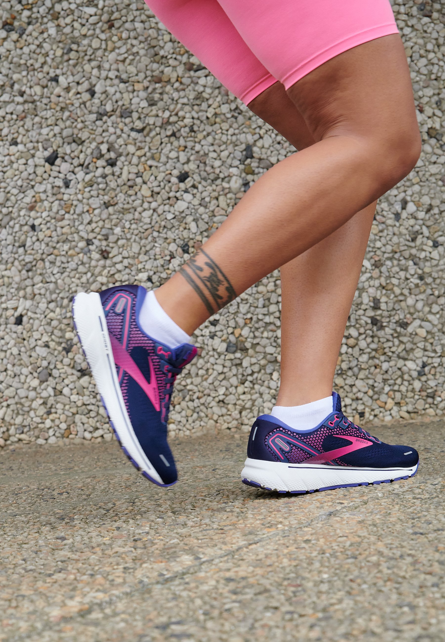 brooks ghost 14 pink