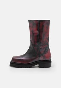 STACKED BOOT UNISEX - Boots - dark green/red elektra