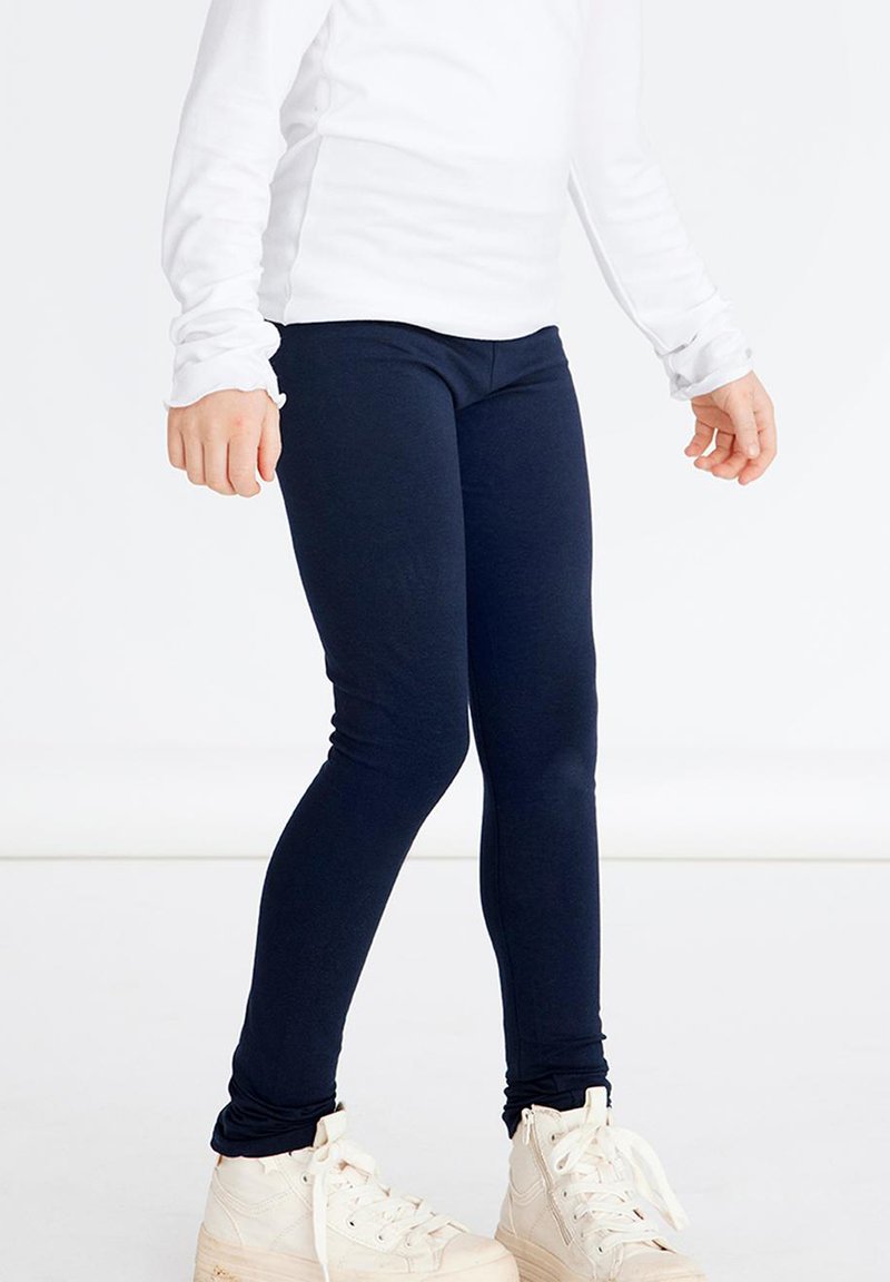 Legging NAME IT Nkfvivian AOP Cœurs – Dark Sapphire Imprimé Cœurs, Taille 158, Confort Été Fille