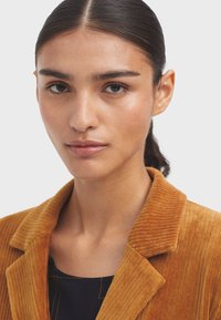 Nice Things Blazer - mustard