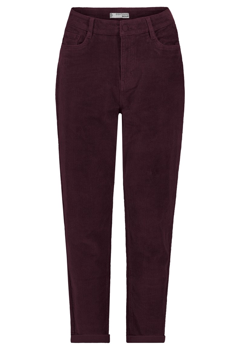 Bordeaux corduroy broek met een slim fit, voorzien van vijf zakken en een opgerolde zoom. De stof heeft een ribbelstructuur.