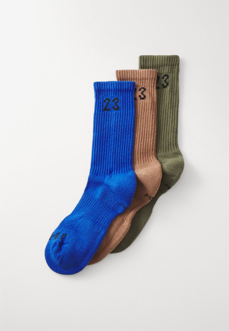 Jordan ESSENTIAL CREW UNISEX 3 PACK - Calcetines de deporte - game royal(black)/medium olive(black)/archaeo brown(black)