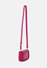 KARL LAGERFELD SIGNATURE - Sac à main - persian red
