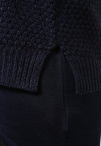 Vero Moda Kofta - dark blue