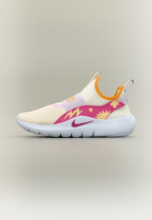 Κρεμ και ροζ αθλητικό παπούτσι τύπου slip-on με γραφικά ήλιου και κεραυνού, πορτοκαλί εσωτερική επένδυση, λευκή σόλα και μπορντό λογότυπο Nike.