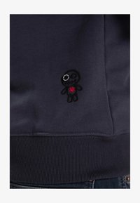 Selezionato, anthracite