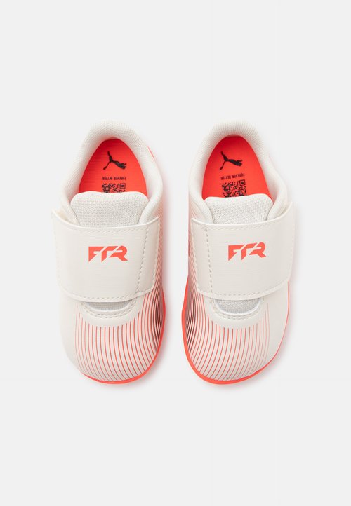 PUMA FUTURE 9 PLAY TT UNISEX - Turf football boots - sugared almond/white/ultra red/black — photo 4