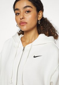 Nike Sportswear HOODIE - Sudadera con cremallera - sail
