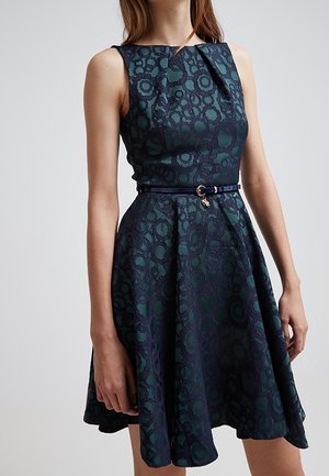Closet Robe de jour - green