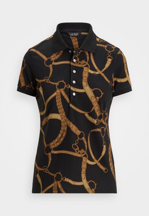 Črna polo majica z rjavim grafičnim vzorcem, navdihnjenim z konjeništvom, ki ima tri gumbe in kratke rokave. Gladka tekstura.