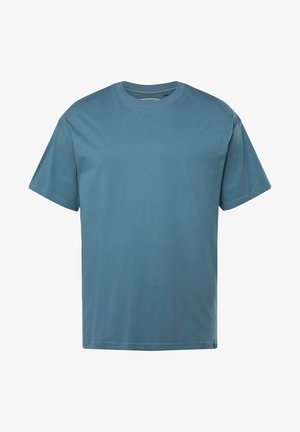 Camiseta de algodón azul con cuello redondo, mangas cortas y el dobladillo recto. Textura suave sin patrones ni adornos.