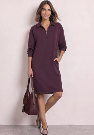 Street One, KNIELANGES SWEATKLEID MIT ZIPPERDETAIL - Robe survêtement - rustic rouge