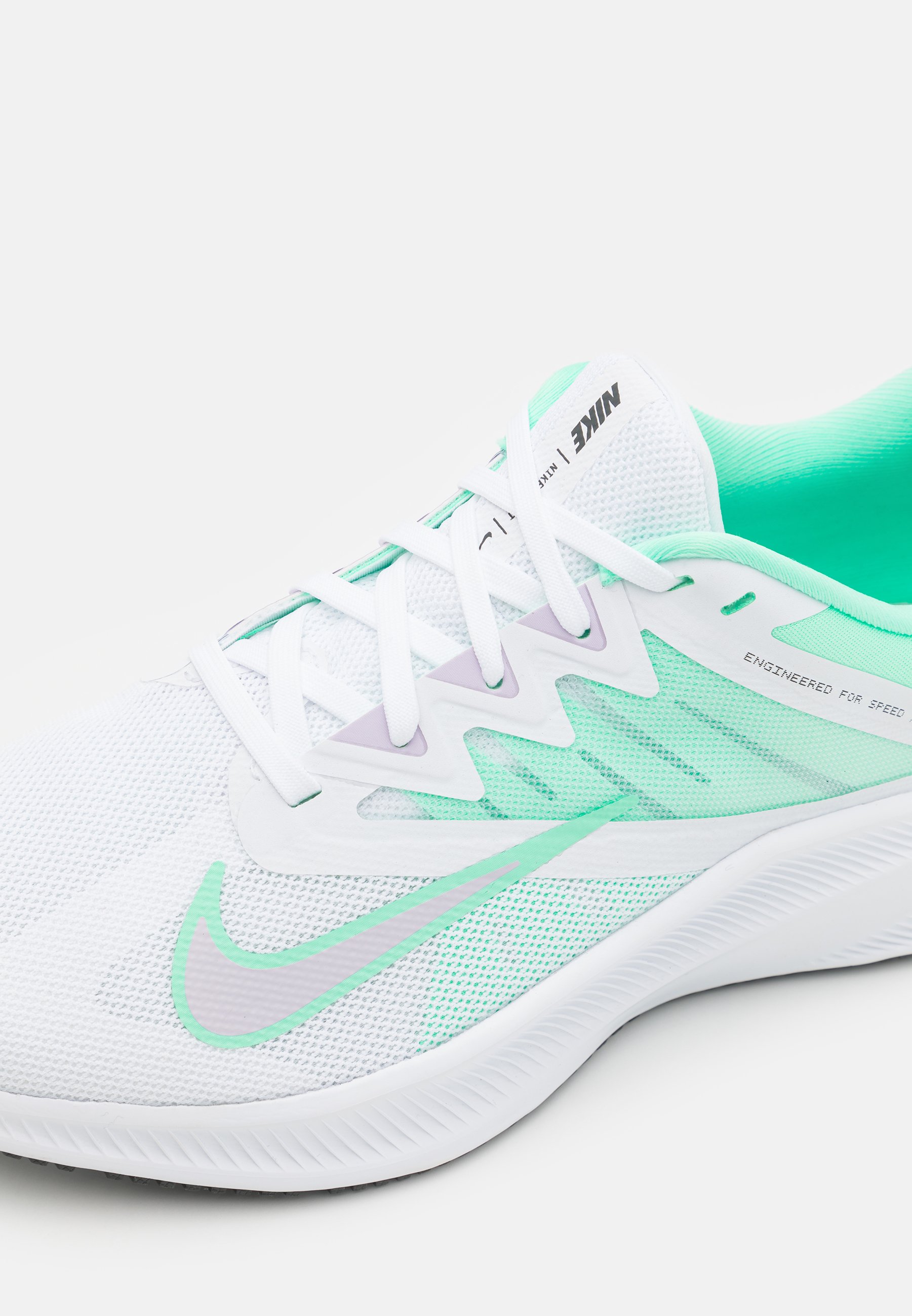 Nike Performance QUEST 3 - Zapatillas de running neutras - white/infinite  lilac/green glow/dark smoke grey/blanco - Zalando.es