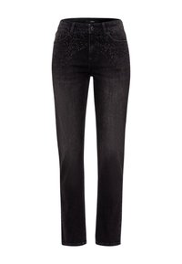 Svarta denimjeans med rak bendesign, med en nitar mönster nära midjan. Standard femfickorsdesign och dragkedja.