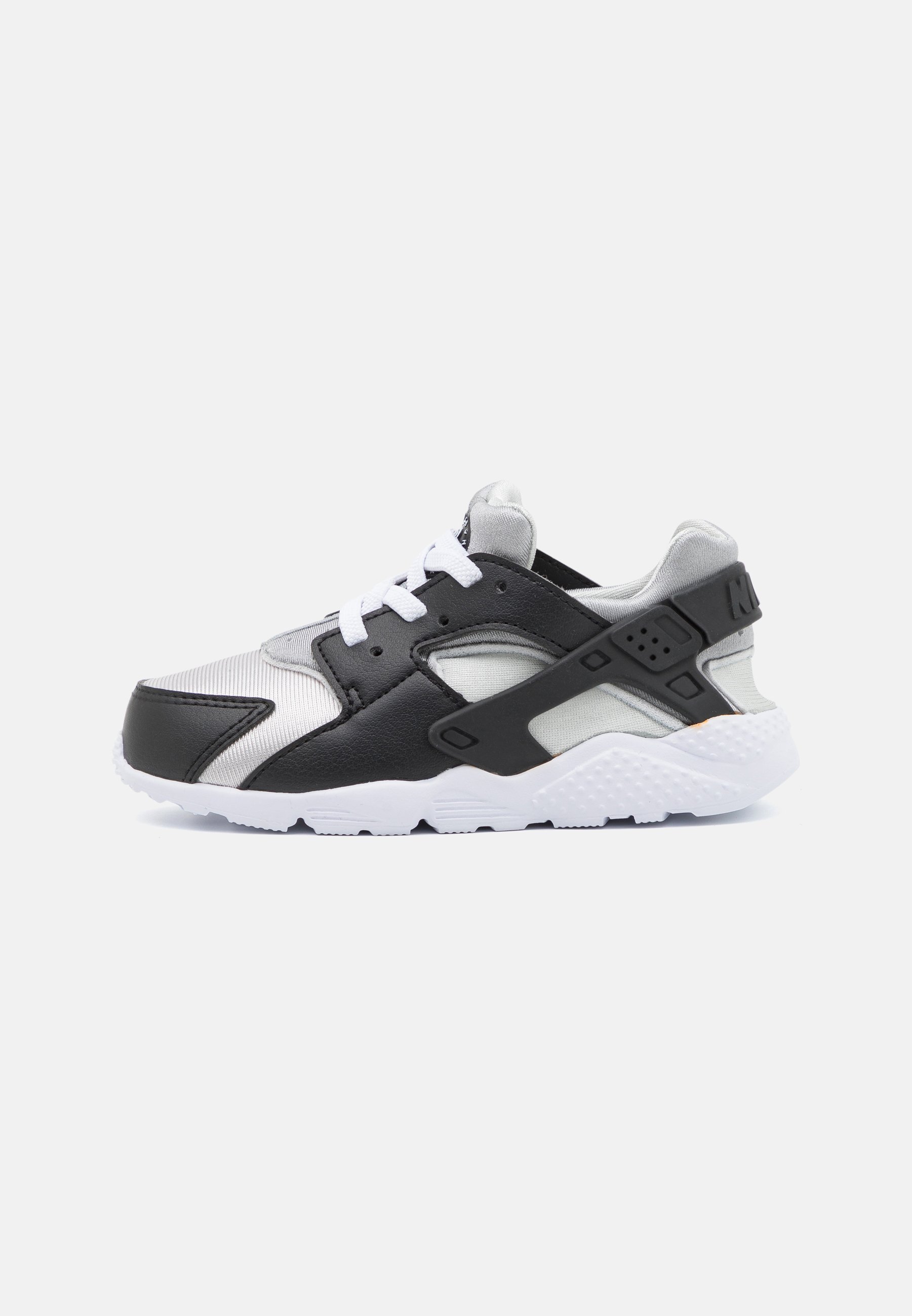 white huaraches run