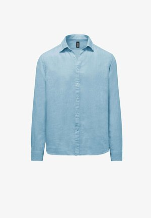 Jasnoniebieska koszula z długim rękawem wykonana z mieszanki lnu, z kołnierzykiem w szpic i zapięciem na guziki z przodu. Gładka tekstura i luźny krój.