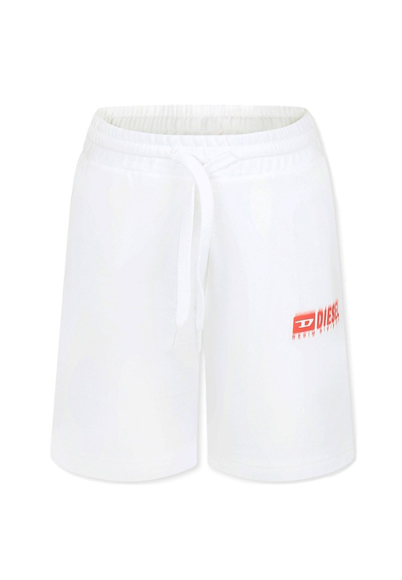 Shorts bianchi in cotone con vita elasticizzata e cordoncino. Presentano il logo rosso "DIESEL" sul lato sinistro anteriore. Tessuto liscio e design casual.