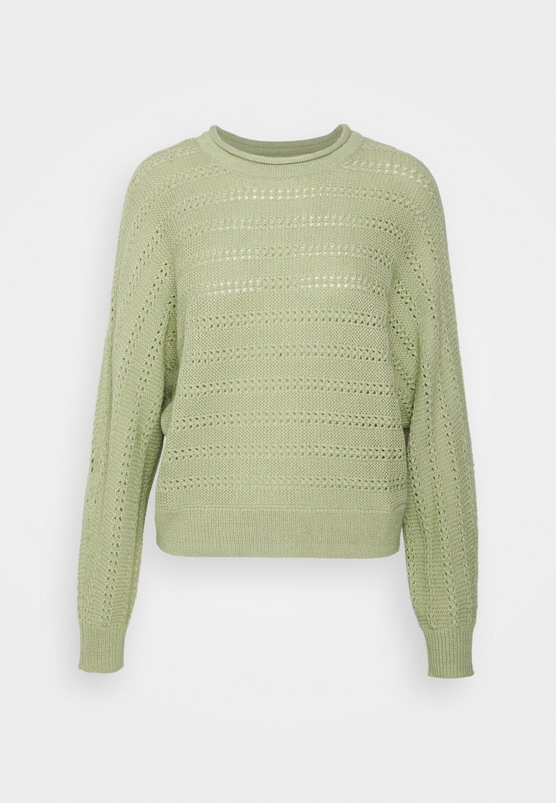 Pull en maille vert clair à manches longues, col rond, avec un motif de petites rayures ajourées.