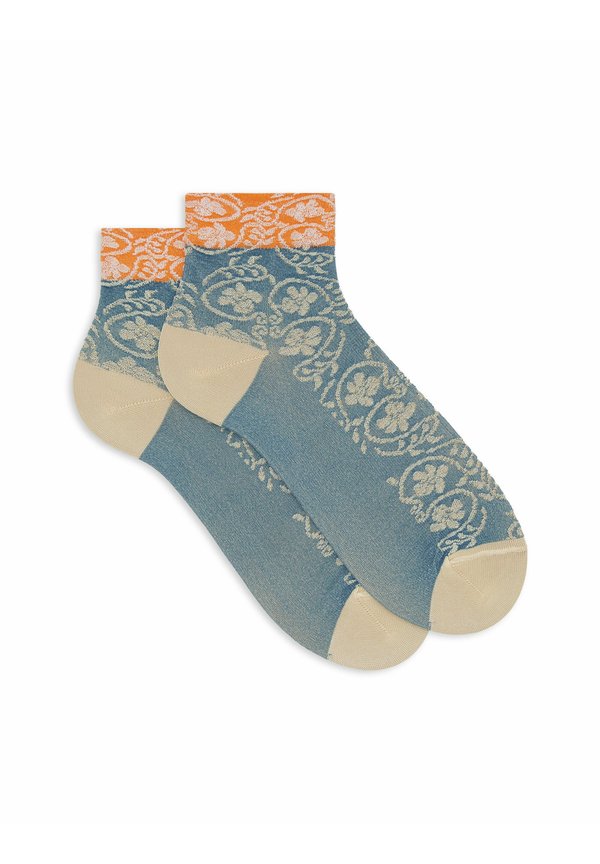 WITH RAMAGE MOTIF AND CONTRASTING CUFF - Socken - vaniglia